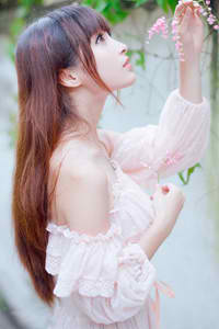年轻的妈妈1